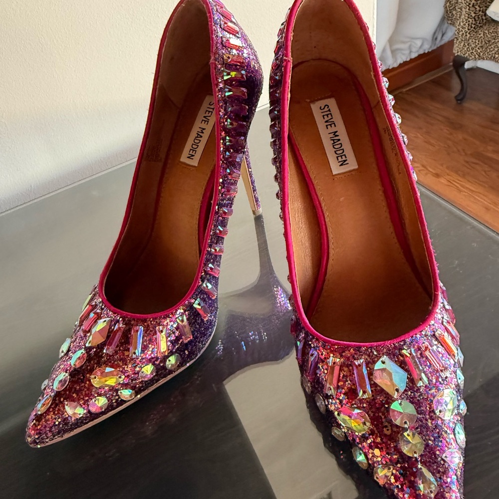 Steve Madden Pink Glitter Heels- Size 10